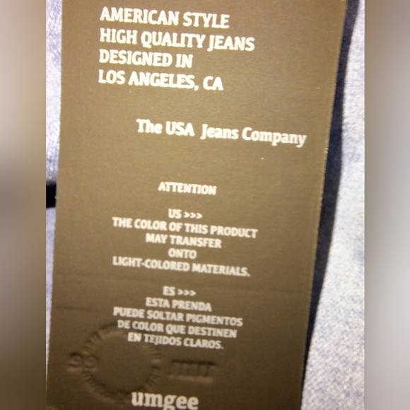 Umgee NWT embroidered flare leg jeans in a size 30 waist and 33 inseam - Picture 7 of 11